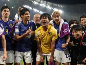 Japão vira sobre a Espanha, elimina a Alemanha e se classifica em primeiro no Grupo E da Copa