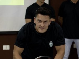 Árbitro paranaense estreia na Série A em Vitória x Atlético-GO